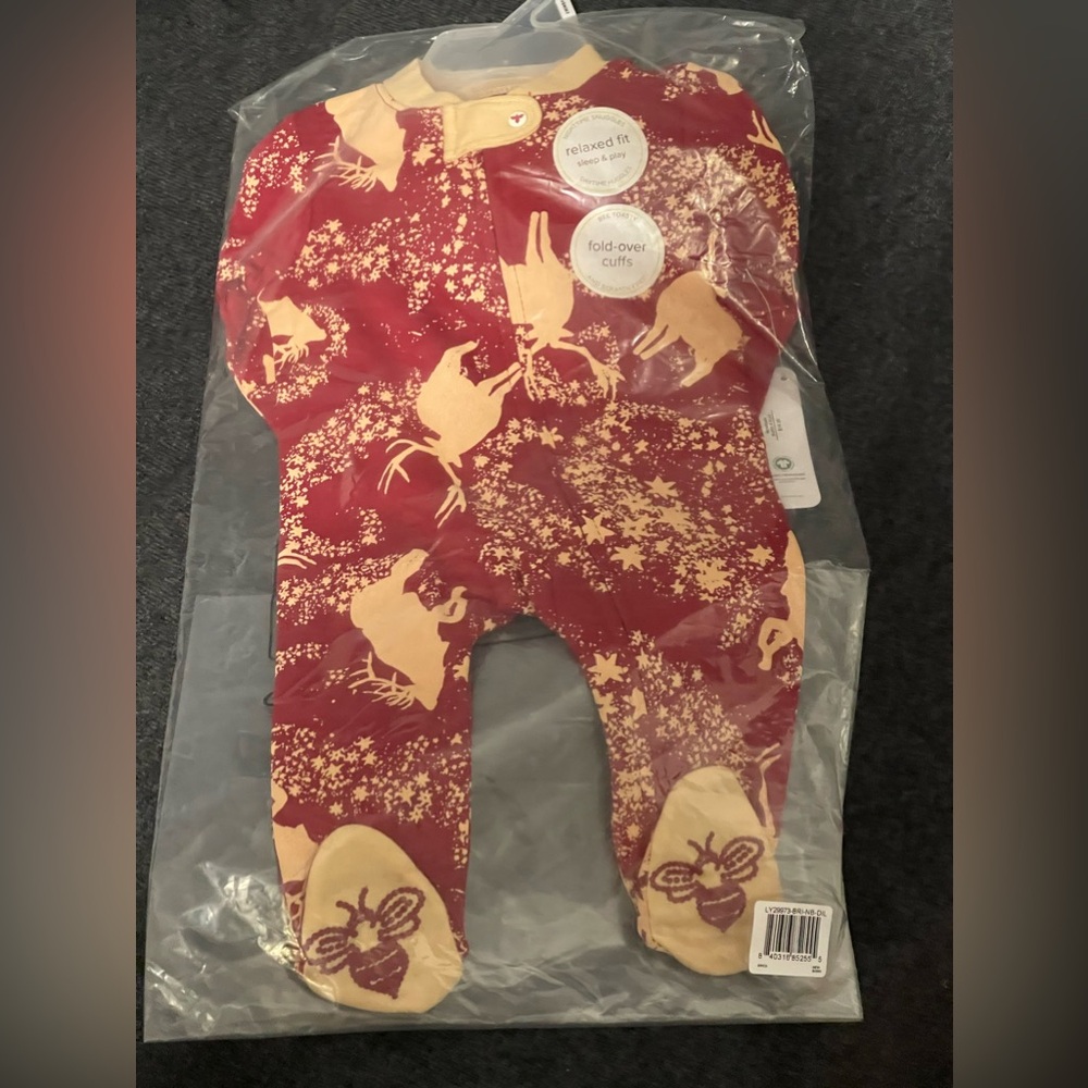 Newborn Holiday Sleeper. Burts Bees. New, organic Cotton. Holiday 1 piece outfit